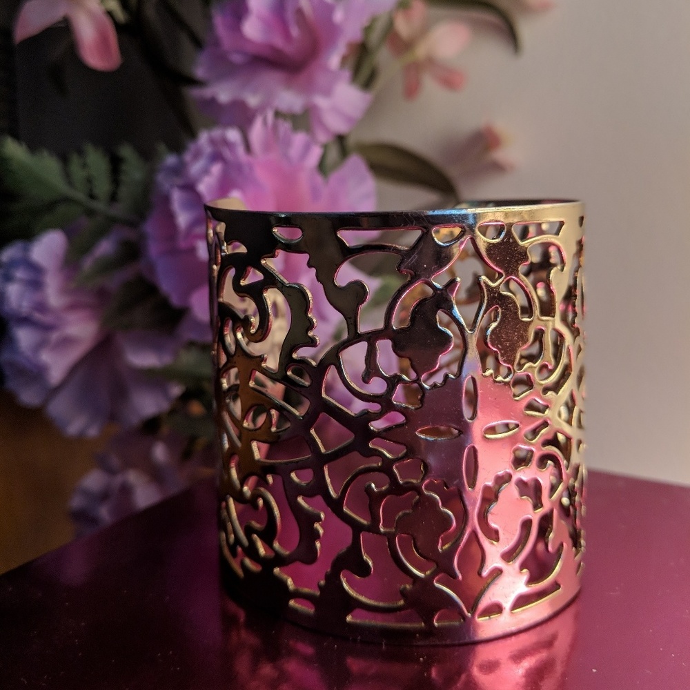 Lacy Filigree Patterned Goldtone Bangle Bracelet